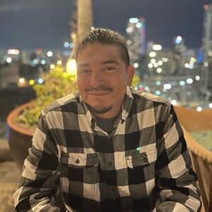 Meet your Posher, Luis